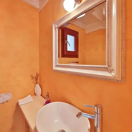 Kertenkele Villa Kaş